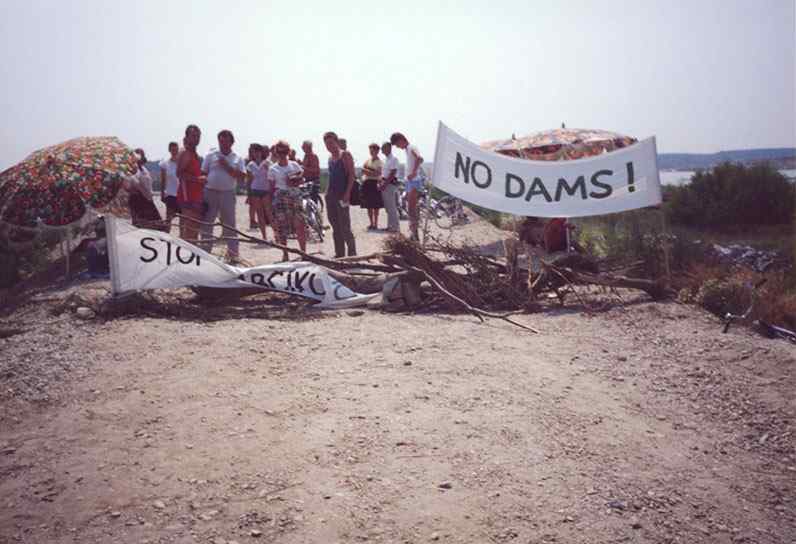Stop Gabcikovo No Dams 544px 796x544