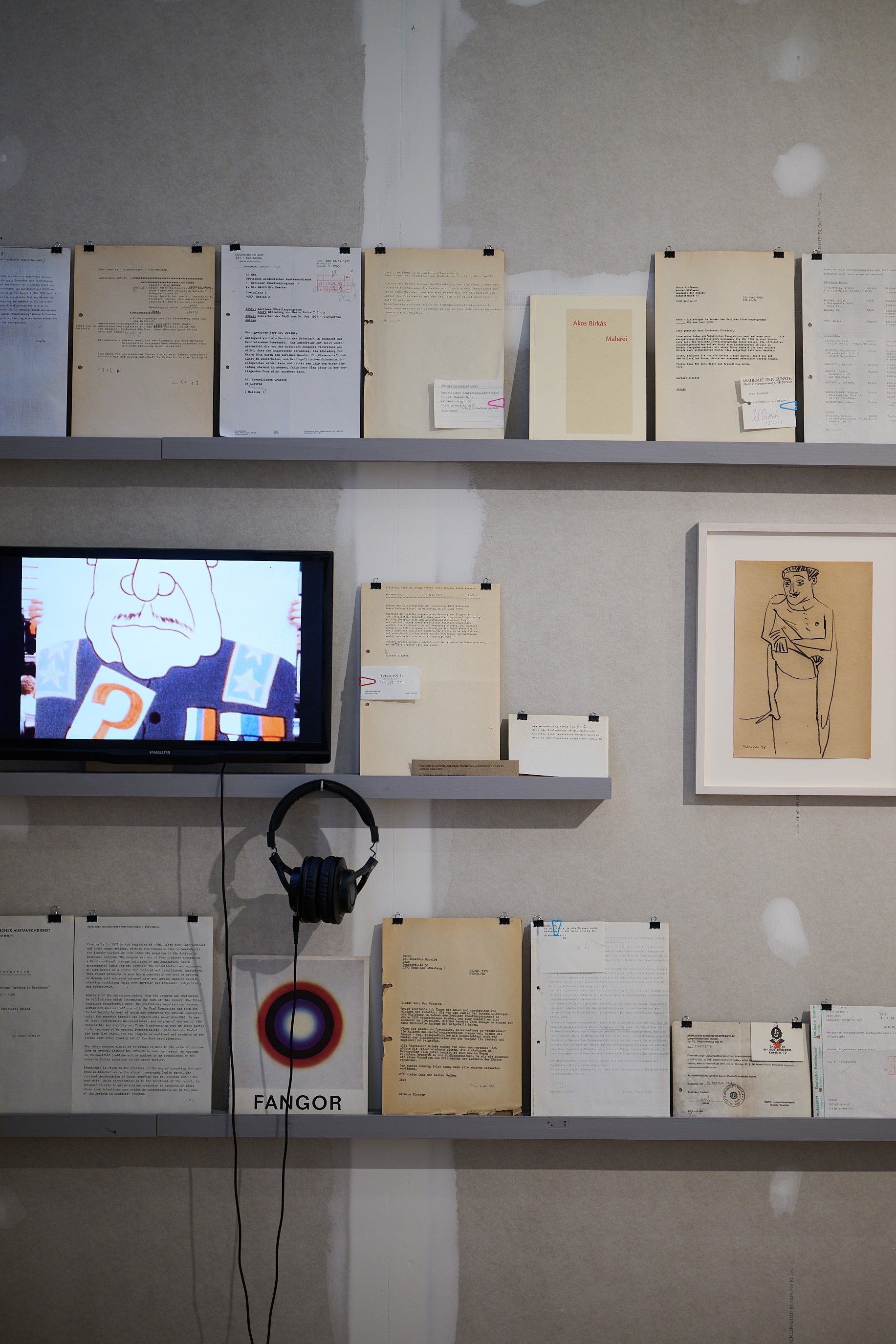 Nbk Iftheberlinwindblowsmyflag Endre Tot Small