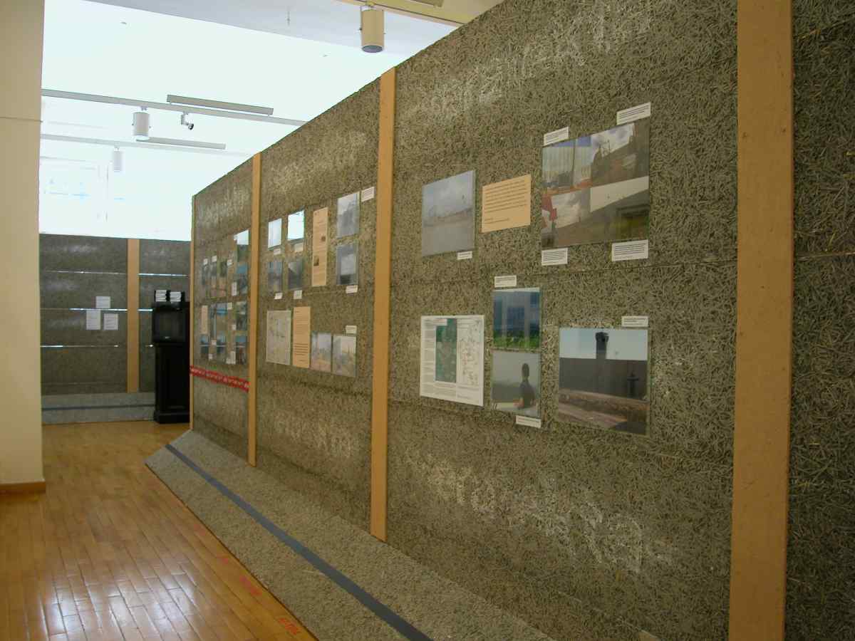 Jerusalem Wall Photo By Yehezkel Lein Btselem 2004